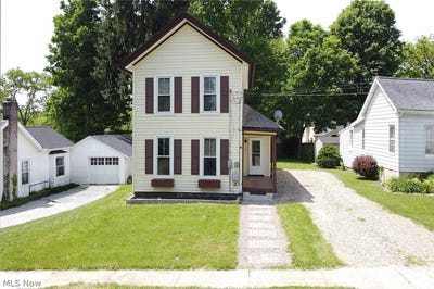 /international/us/8210-maple-avenue-garrettsville-oh-110108695815/