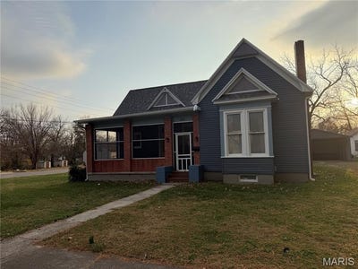 /international/us/321-taylor-street-lebanon-mo-110103651613/