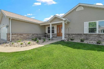 /international/us/140-glen-forest-drive-troy-mo-110099576418/?lang=en