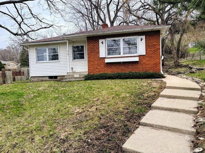 /international/us/710-pine-street-decorah-ia-110107259165/