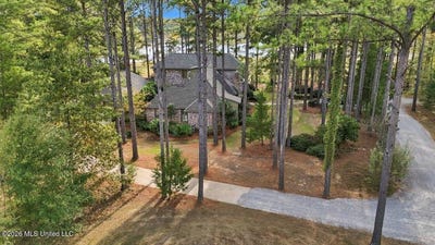 /international/us/195-eden-lane-madison-ms-110120887931/