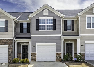 /international/us/2313-lily-drive-haw-river-nc-110099488171/