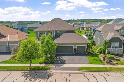 /international/us/216-prairie-way-bayport-mn-110100836060/