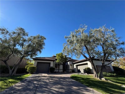 /international/us/29-plum-hollow-drive-henderson-nv-110108542699/