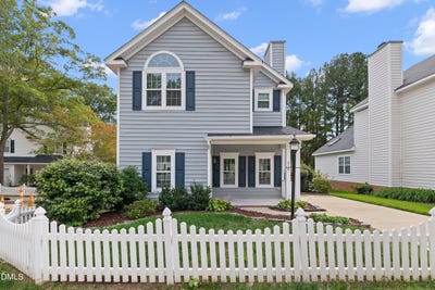 /international/us/214-bridgepath-drive-cary-nc-110120718846/