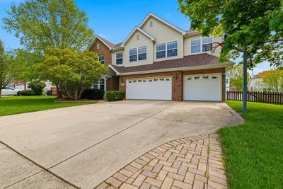 /international/us/13341-ione-street-plainfield-il-110107932203/