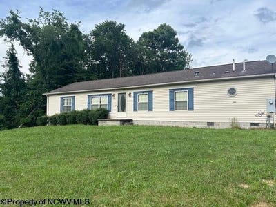 /international/us/105-valley-view-lane-fairmont-wv-110100752186/