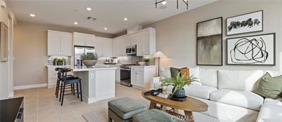 /international/us/322-fawn-street-rancho-mission-viejo-ca-110098406559/