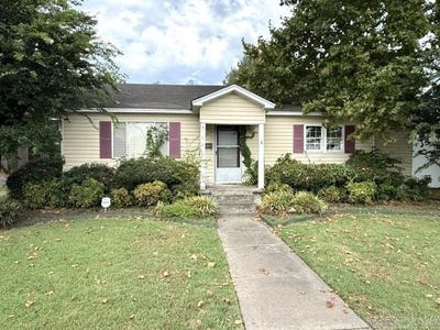 /international/us/501-ne-4th-street-england-ar-110119714206/