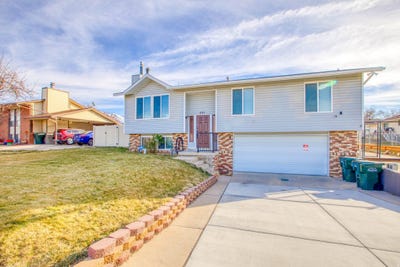/international/us/591-w-400-n-tooele-ut-110105424693/