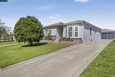 /international/us/6727-w-87th-pl-los-angeles-ca-110105640569/
