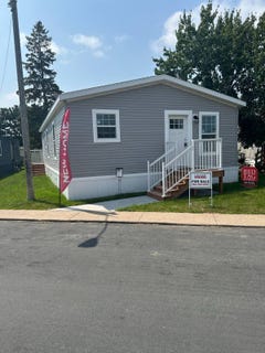/international/us/7446-oakley-street-ne-fridley-mn-110105698212/