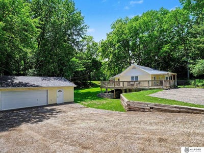 /international/us/224-s-11-street-plattsmouth-ne-110108476391/