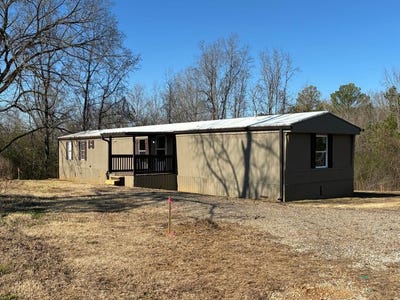 /international/us/1055-county-road-222-blue-springs-ms-110106553157/