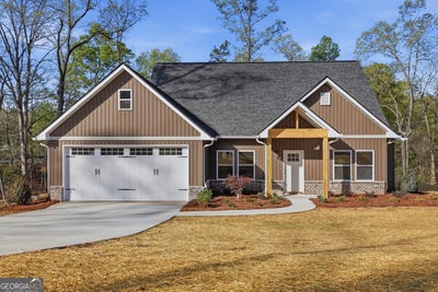 /international/us/204-edwards-road-clarkesville-ga-110107276271/