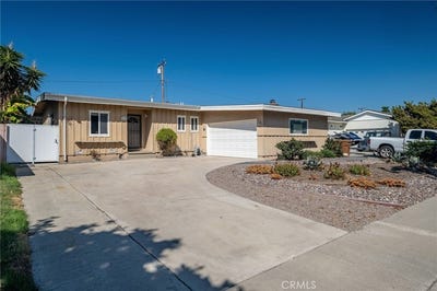 /international/us/1615-w-hill-avenue-fullerton-ca-110110327705/