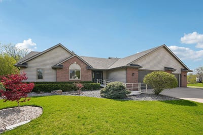 /international/us/8108-east-ridge-dr-pleasant-prairie-wi-110107824329/