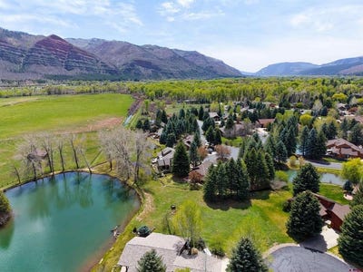 /international/us/528-cottonwood-creek-road-durango-co-110107406042/