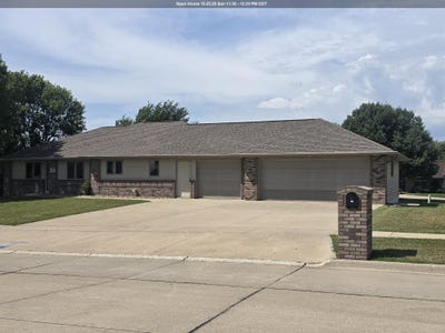 /international/us/867-hillcrest-dr-se-le-mars-ia-110110021312/