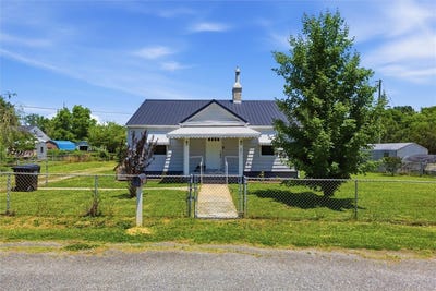 /international/us/301-pecan-drive-calhoun-falls-sc-110108016788/