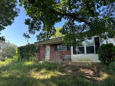 /international/us/5575-ky-906-hustonville-ky-110101124372/