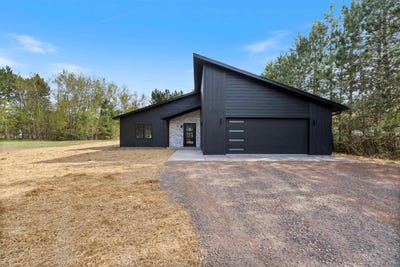 /international/us/1386-stephen-rd-cloquet-mn-110108221874/