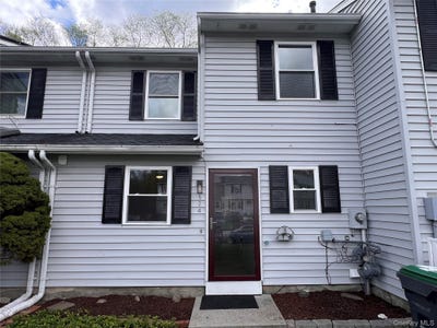 /international/us/524-saracino-drive-maybrook-ny-110107376726/