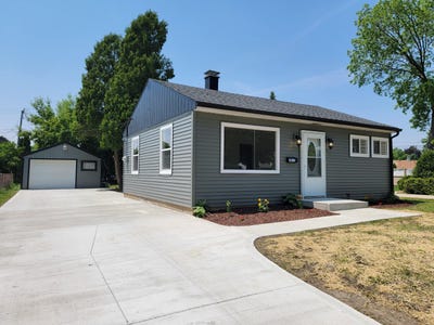 /international/us/3411-s-63rd-st-milwaukee-wi-110100778521/