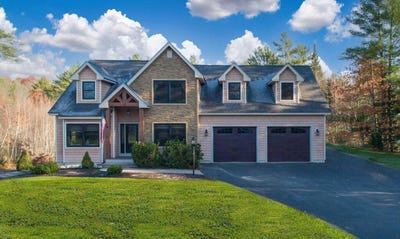 /international/us/30-woodhaven-drive-lewiston-me-110108206878/