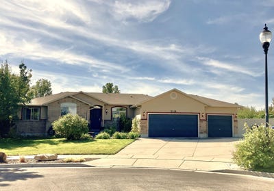 /international/us/5119-pine-laurel-ln-w-west-jordan-ut-110107926141/