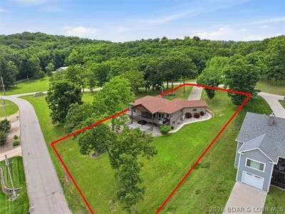 /international/us/106-buck-deer-lane-camdenton-mo-110108628630/