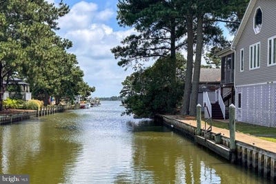 /international/us/5073-twilley-dr-chincoteague-island-va-110101232000/?lang=en