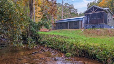 /international/us/1044-ray-creek-rd-franklin-nc-110120648084/