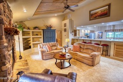 /international/us/2135-northwind-drive-pinetop-az-110099461362/