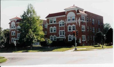 /international/us/312-316-n-noyes-boulevard-st-joseph-mo-110107755353/