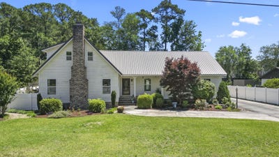/international/us/104-clemson-rd-conway-sc-110108539417/
