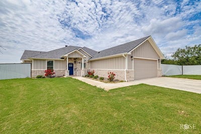 /international/us/17643-mccrary-water-valley-tx-110101127322/