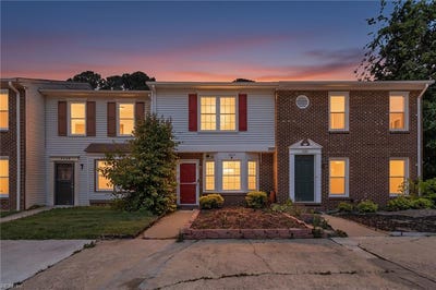 /international/us/4003-reese-drive-s-portsmouth-va-110107628355/
