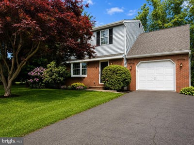/international/us/25-turnbridge-drive-lancaster-pa-110108533300/