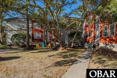 /international/us/700-w-first-street-kill-devil-hills-nc-110108765427/