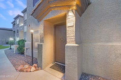 /international/us/3236-e-chandler-boulevard-phoenix-az-110099103920/