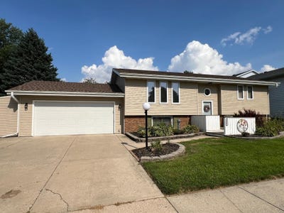 /international/us/1327-s-walnut-street-janesville-wi-110101466450/?lang=en