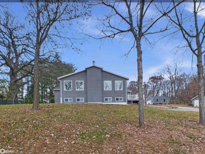 /international/us/1513-n-state-hwy-96-hamilton-il-110104588525/