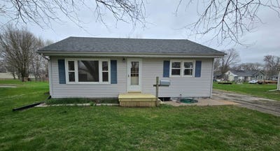 /international/us/101-w-givens-st-abingdon-il-110107004066/