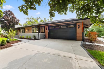 /international/us/1600-evergreen-ln-lake-geneva-wi-110104215705/