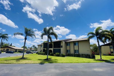 /international/us/334-pine-ridge-circle-greenacres-fl-110098404080/?lang=en