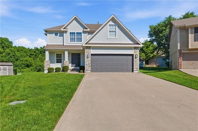 /international/us/541-nw-fox-hollow-lane-blue-springs-mo-110108439910/