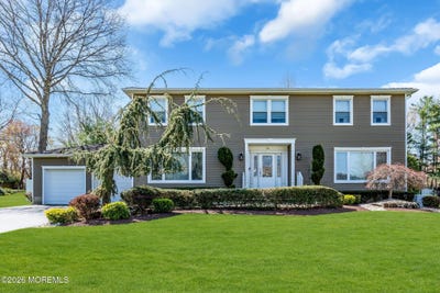 /international/us/14-scott-drive-morganville-nj-110108535057/