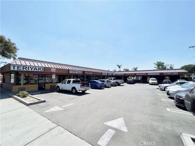 /international/us/13302-valley-boulevard-la-puente-ca-110108548643/