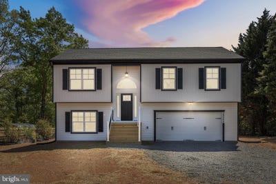 /international/us/28264-mine-run-road-rhoadesville-va-110107841235/